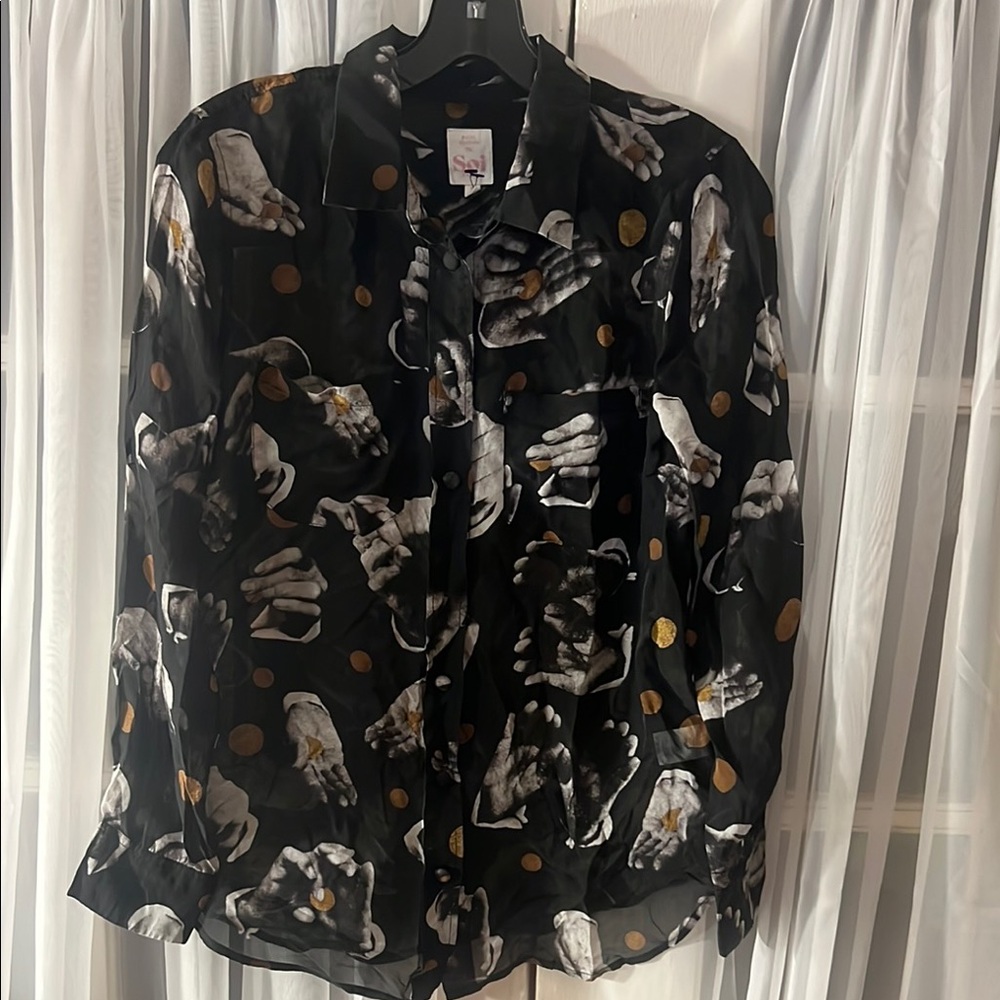 Soi Paris Silk Black and Gold Patterned Women’s Button Up Shirt Size Small